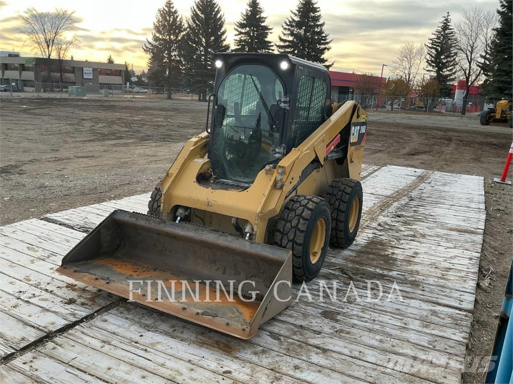 CAT 246D Mini Pale Gommate
