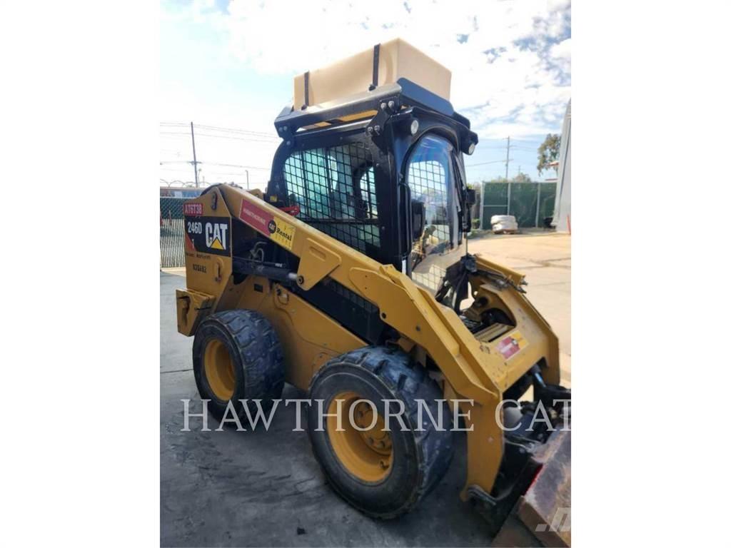 CAT 246D Mini Pale Gommate