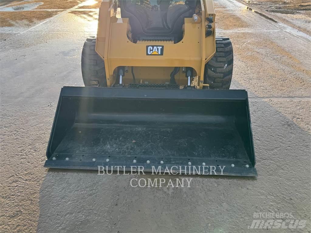 CAT 246D C3H2 Mini Pale Gommate