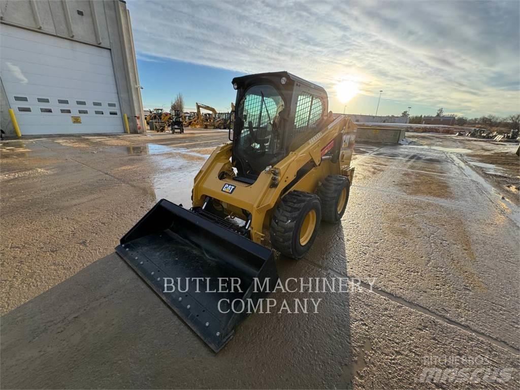 CAT 246D C3H2 Mini Pale Gommate