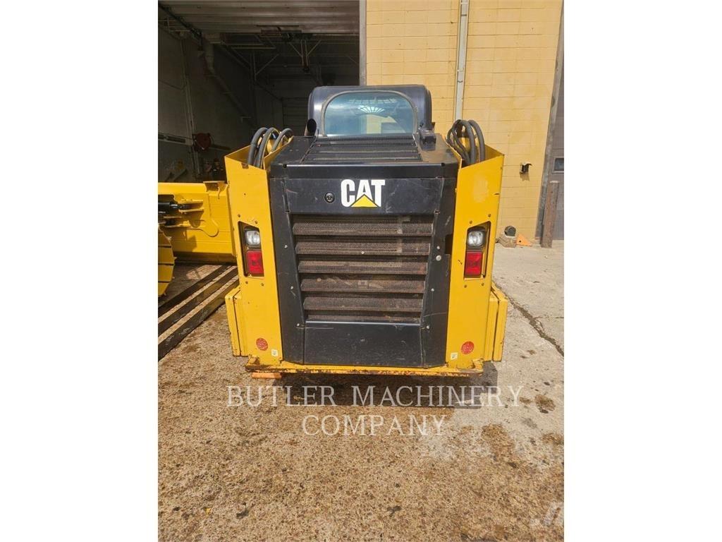 CAT 246D C3H2 Mini Pale Gommate