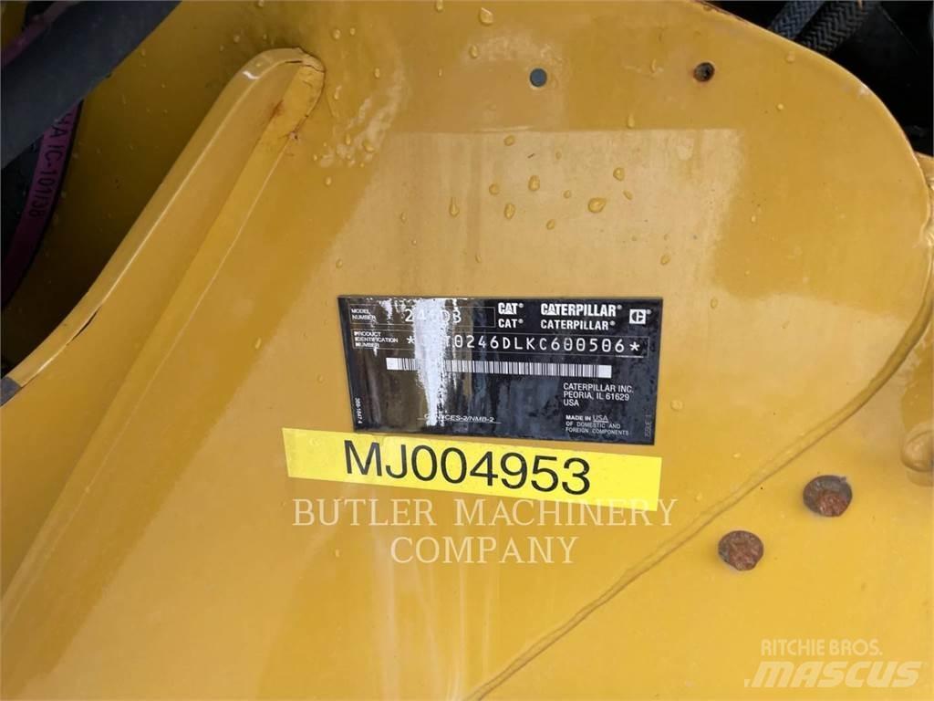 CAT 246D3 Mini Pale Gommate