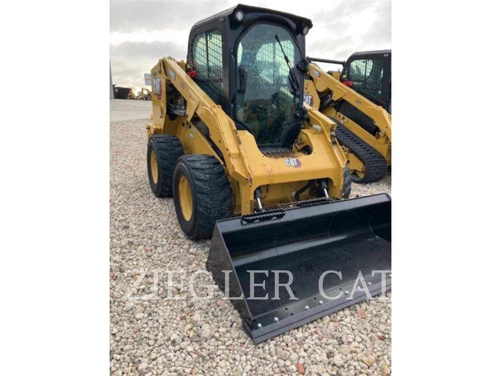 CAT 246D3 Mini Pale Gommate