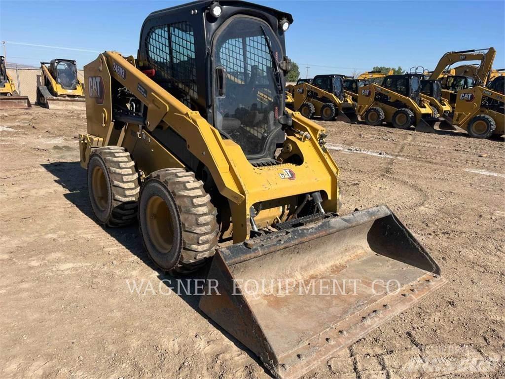CAT 246D3 Mini Pale Gommate
