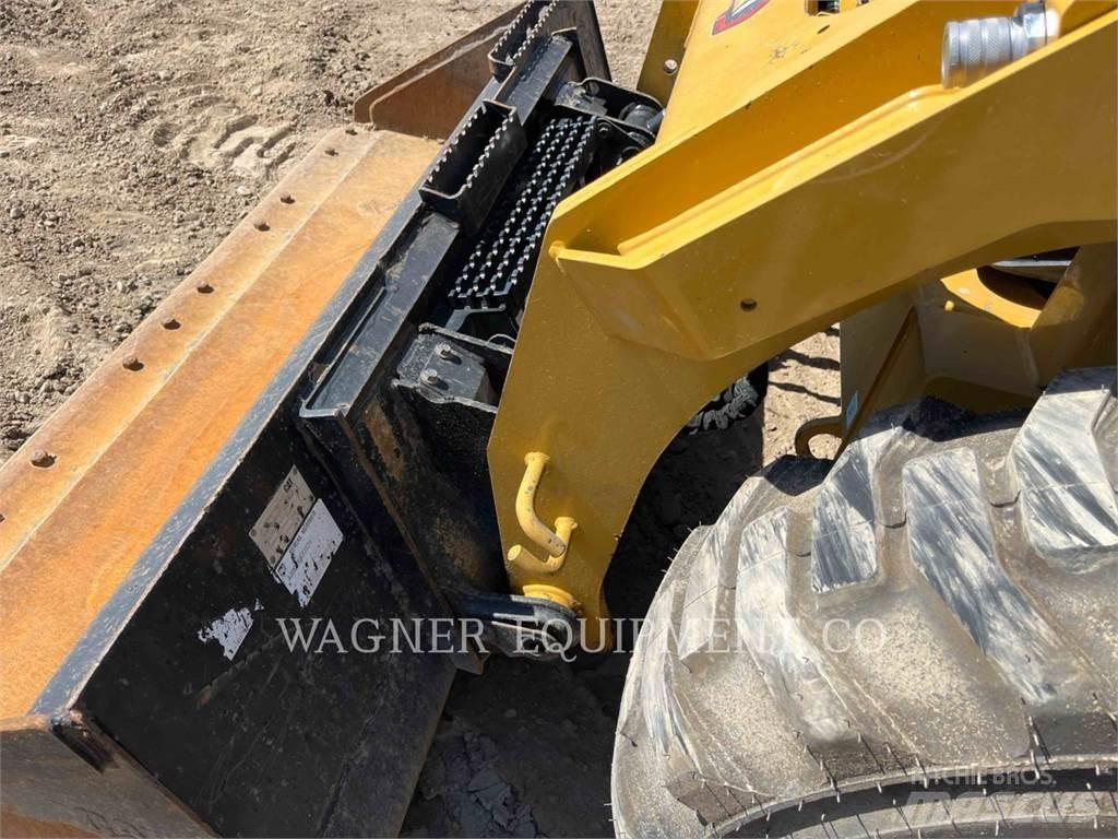 CAT 246D3 Mini Pale Gommate