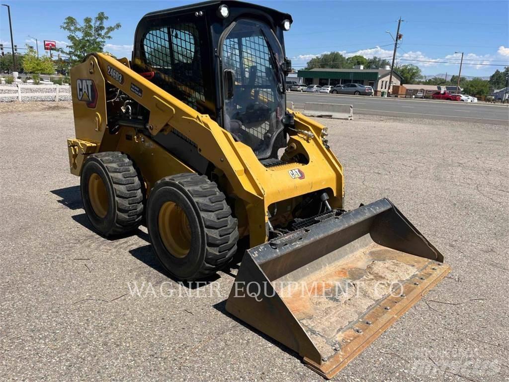CAT 246D3 Mini Pale Gommate