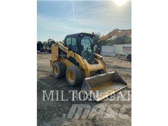 CAT 246D3 Mini Pale Gommate