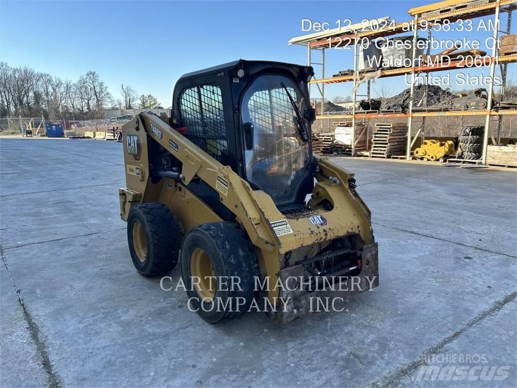 CAT 246D3 Mini Pale Gommate