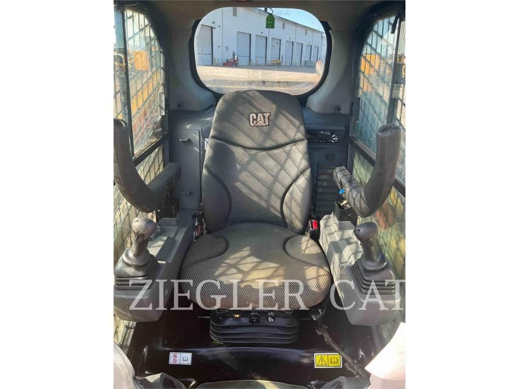 CAT 246D3 Mini Pale Gommate