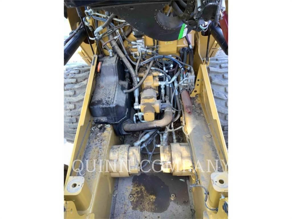 CAT 246D3 Mini Pale Gommate