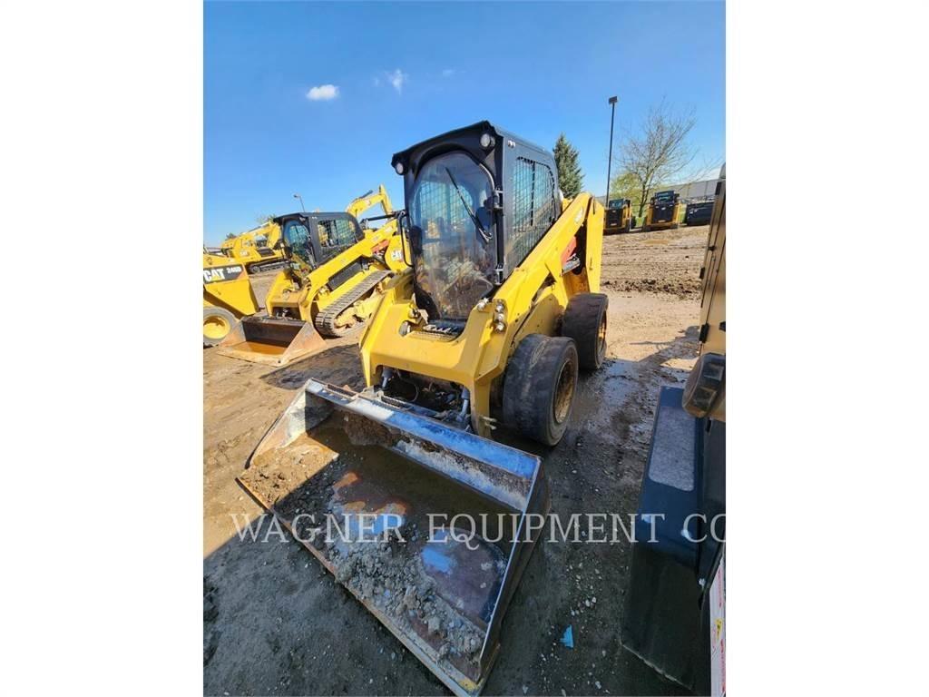 CAT 246D3 Mini Pale Gommate