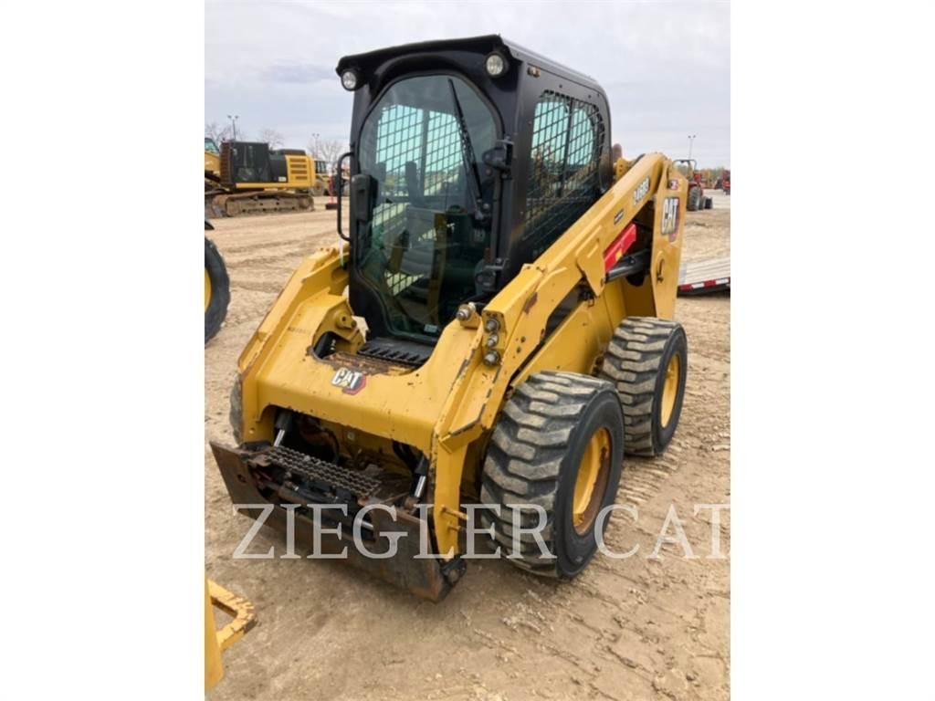 CAT 246D3 Mini Pale Gommate