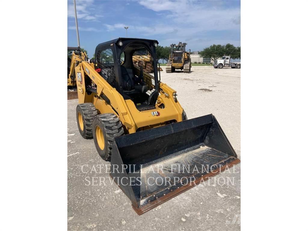 CAT 246D3 Mini Pale Gommate