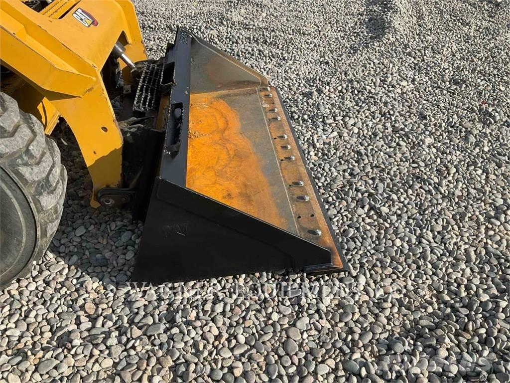 CAT 246D3 Mini Pale Gommate