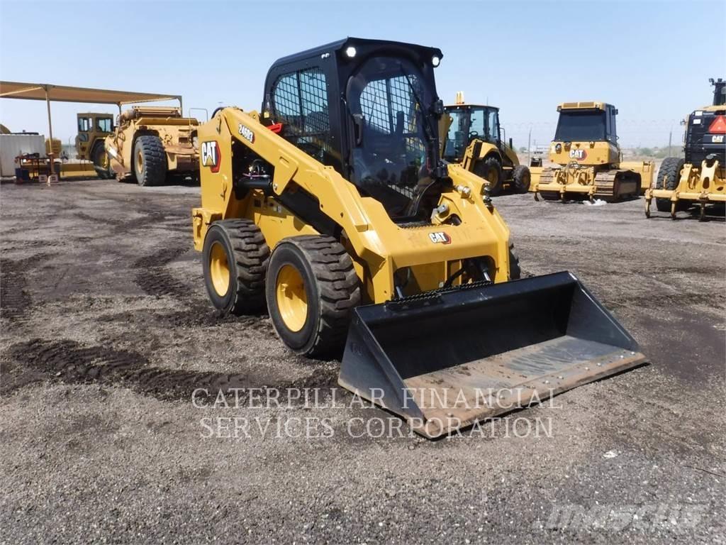 CAT 246D3 Mini Pale Gommate