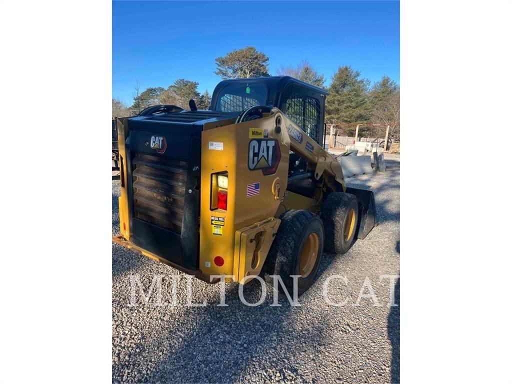 CAT 246D3 Mini Pale Gommate