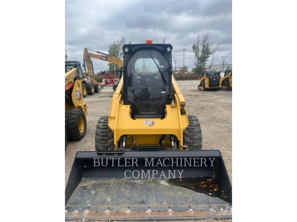 CAT 246D3 Mini Pale Gommate