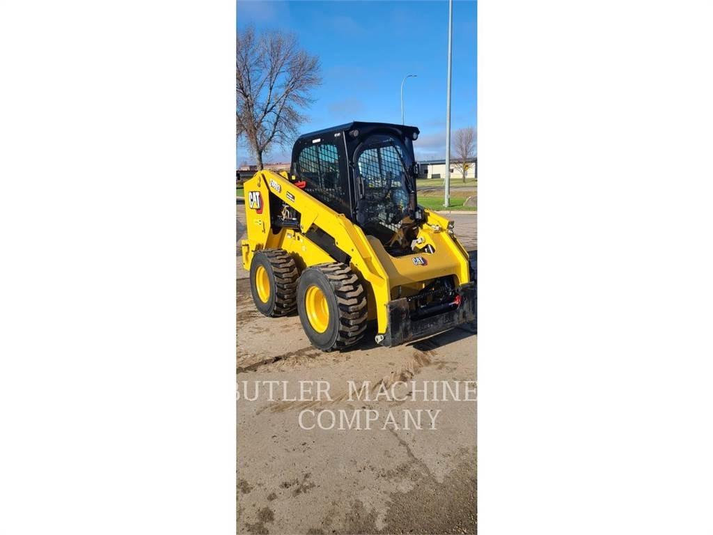 CAT 246D3 C3D3 Mini Pale Gommate
