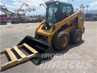 CAT 246D3 C3H2 Mini Pale Gommate