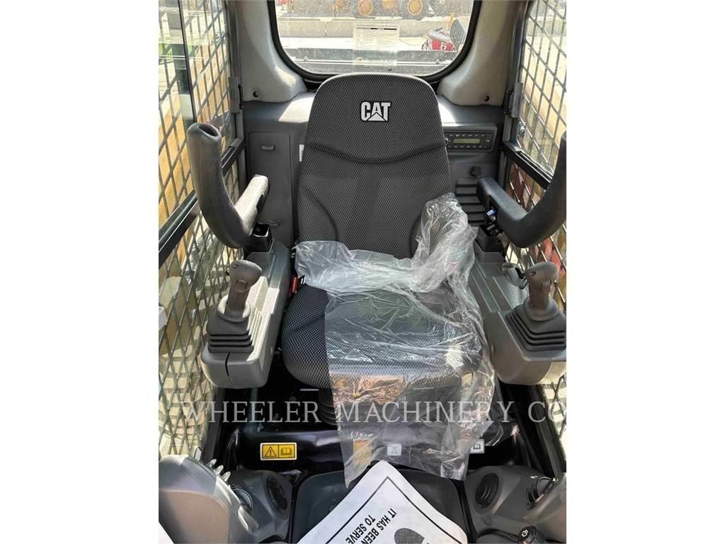CAT 246D3 C3H2 Mini Pale Gommate