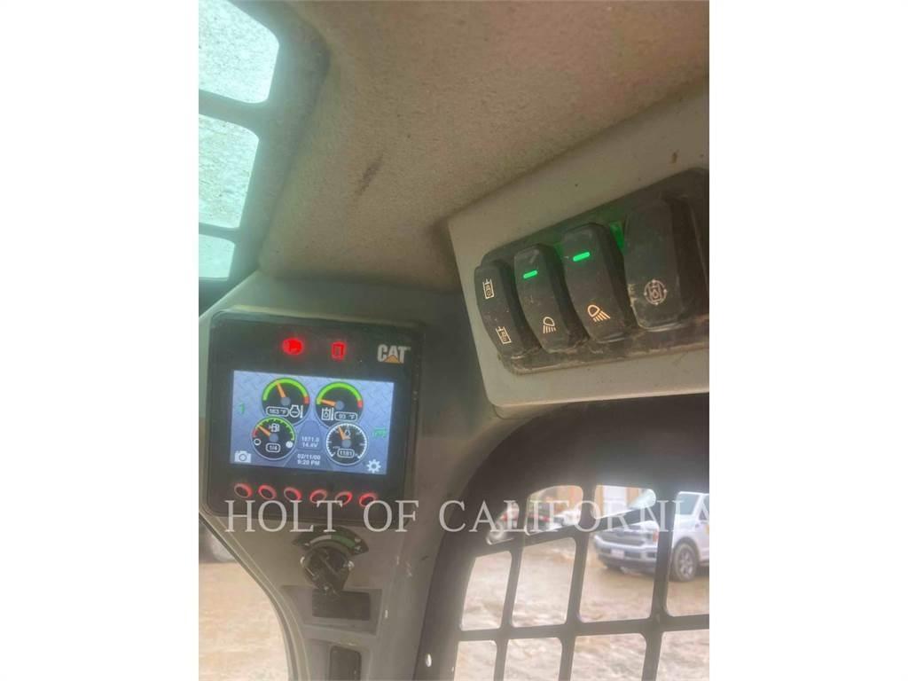 CAT 246D3 HF Mini Pale Gommate