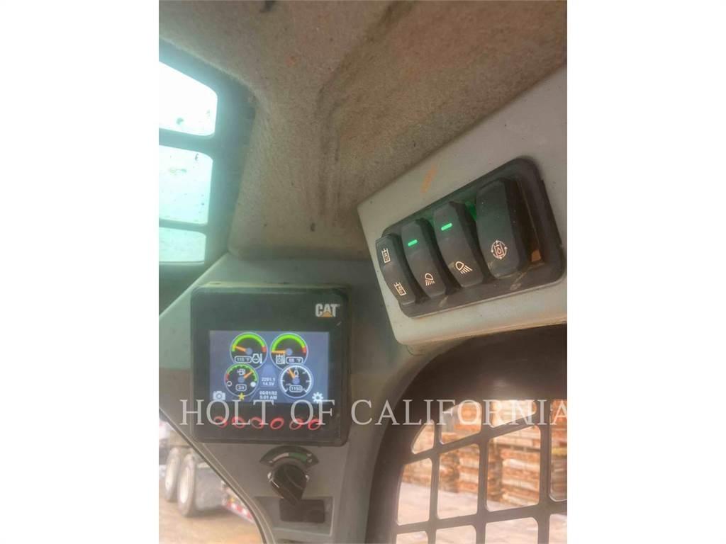 CAT 246D3 HF Mini Pale Gommate