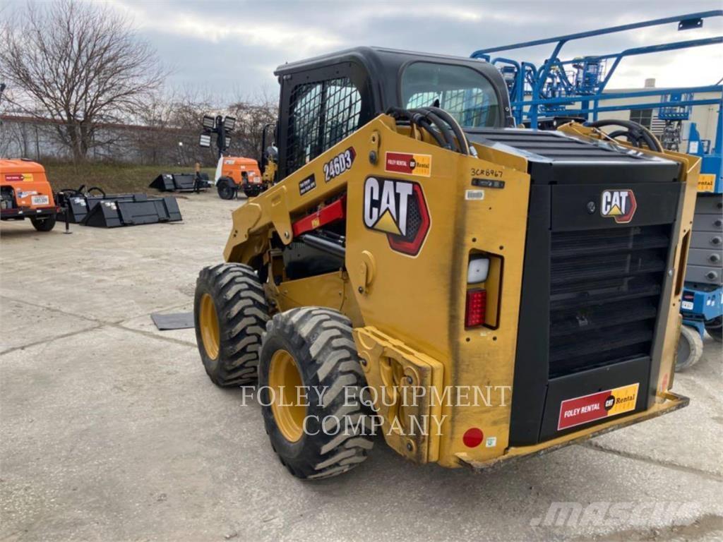 CAT 246D3XPS2C Mini Pale Gommate