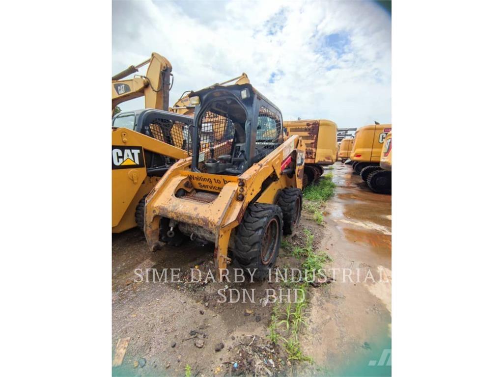 CAT 246DLRC Mini Pale Gommate
