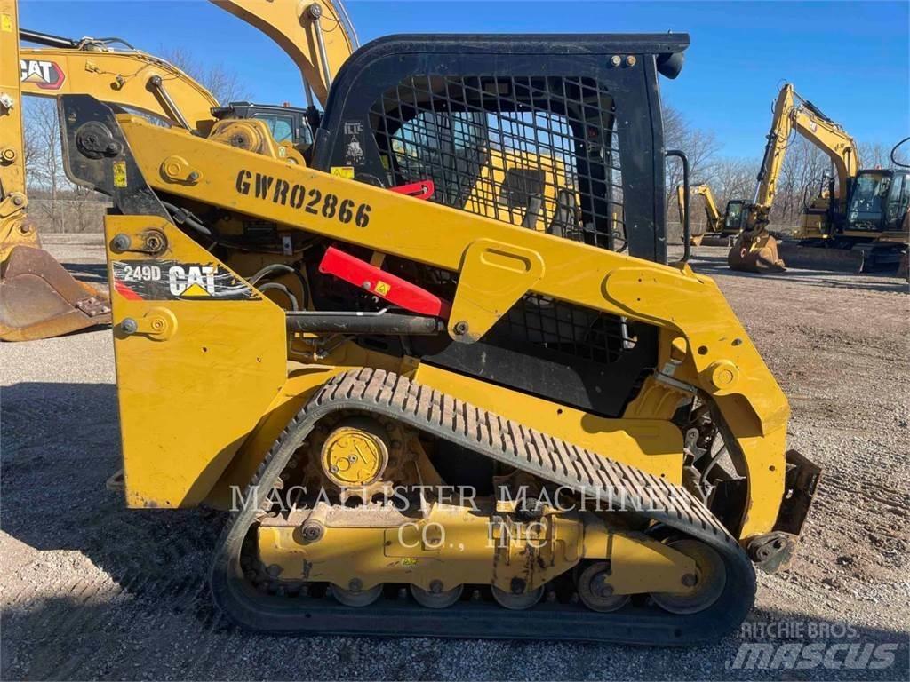CAT 249D Pale cingolate