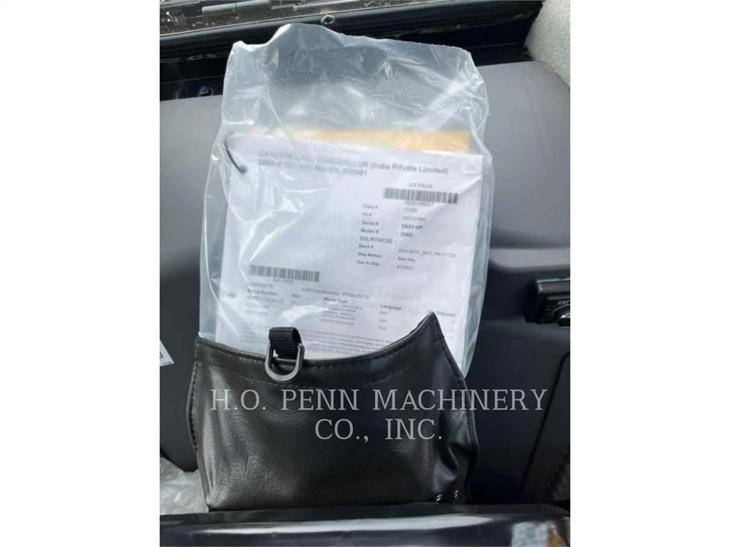 CAT 249D3 Pale cingolate