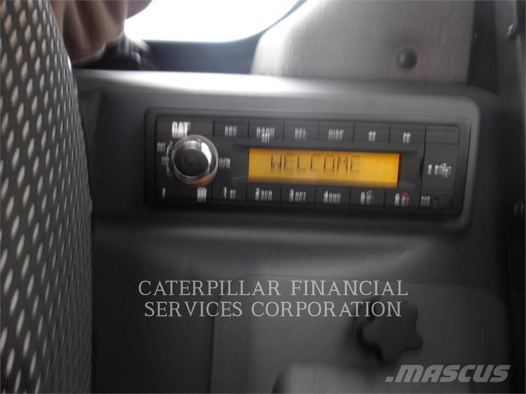 CAT 249D3 Pale cingolate