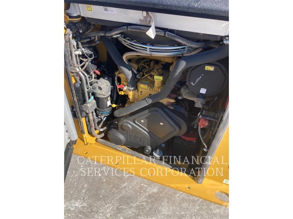 CAT 255-05 Pale cingolate