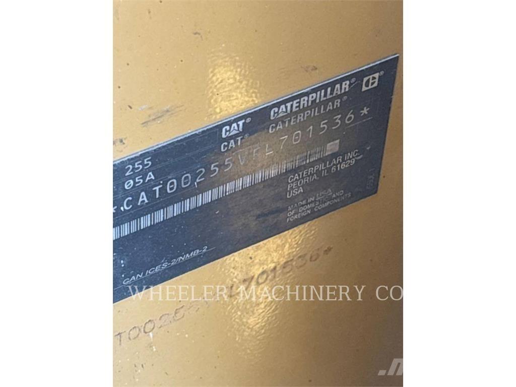 CAT 255 C3HF Pale cingolate