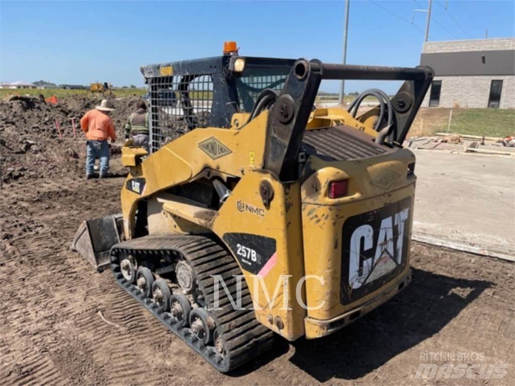 CAT 257B2 Mini Pale Gommate