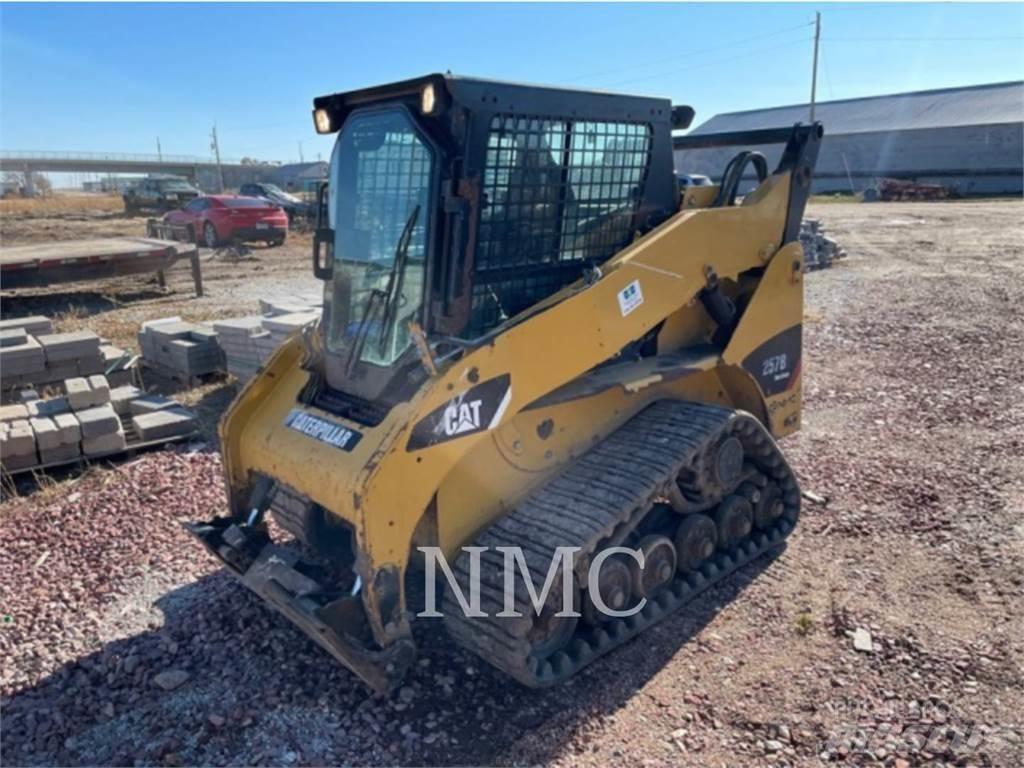 CAT 257B3 Mini Pale Gommate