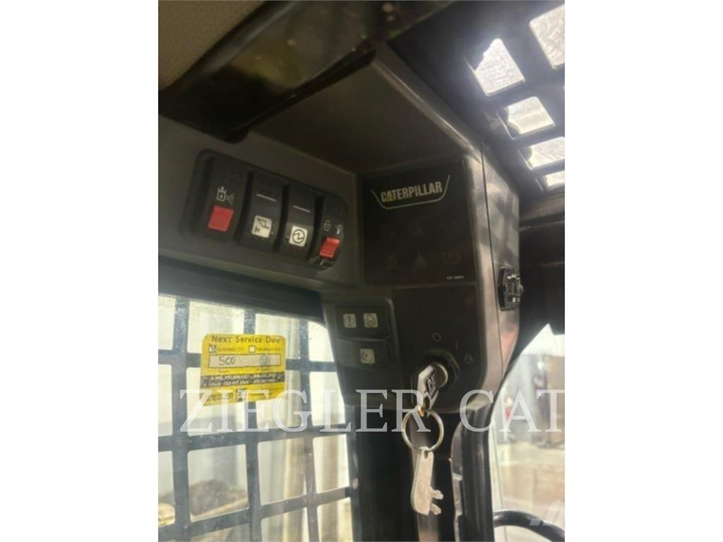 CAT 257B3 Pale cingolate