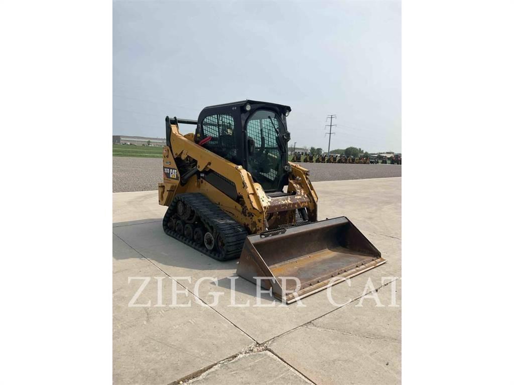 CAT 257D Pale cingolate