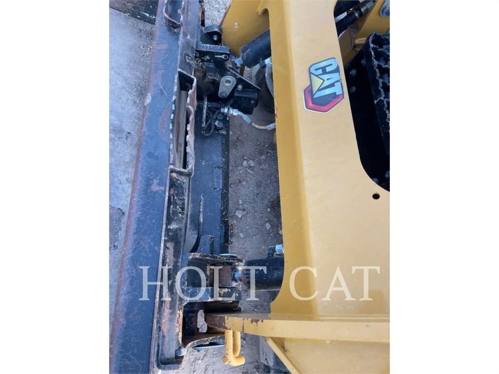 CAT 259D Mini Pale Gommate