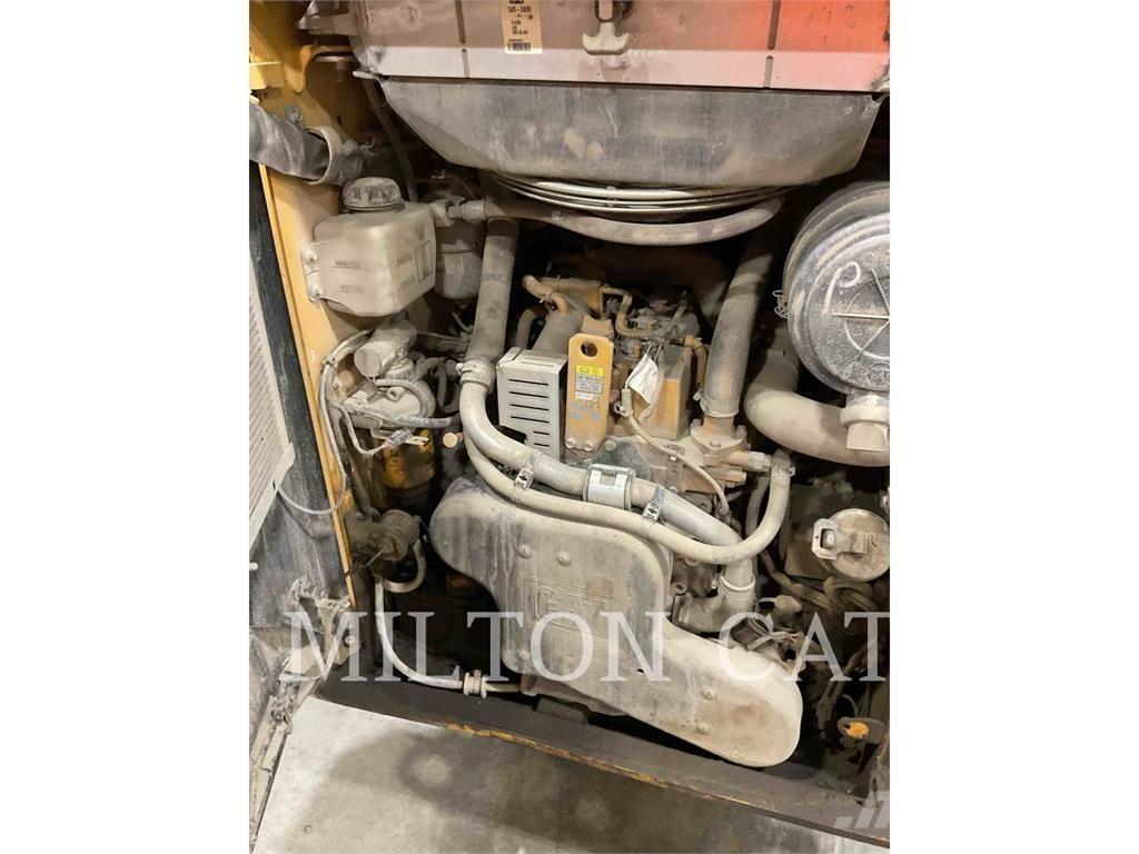 CAT 259D 3 Mini Pale Gommate