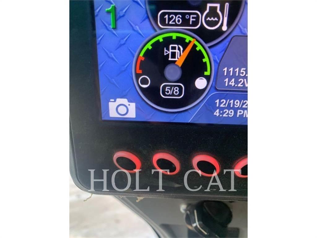 CAT 259D CAB Mini Pale Gommate