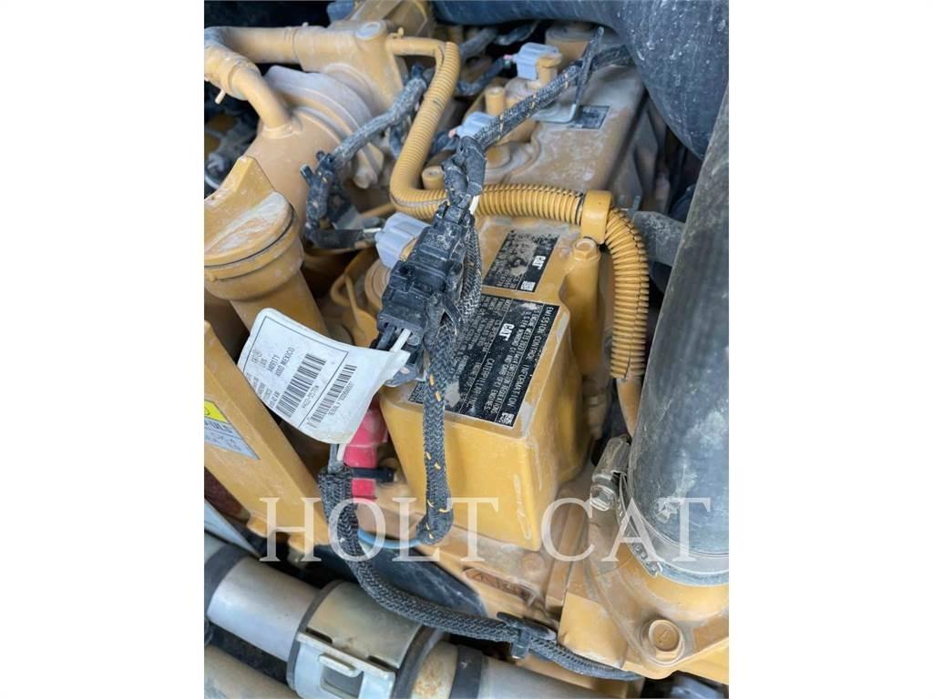 CAT 259D CAB Mini Pale Gommate