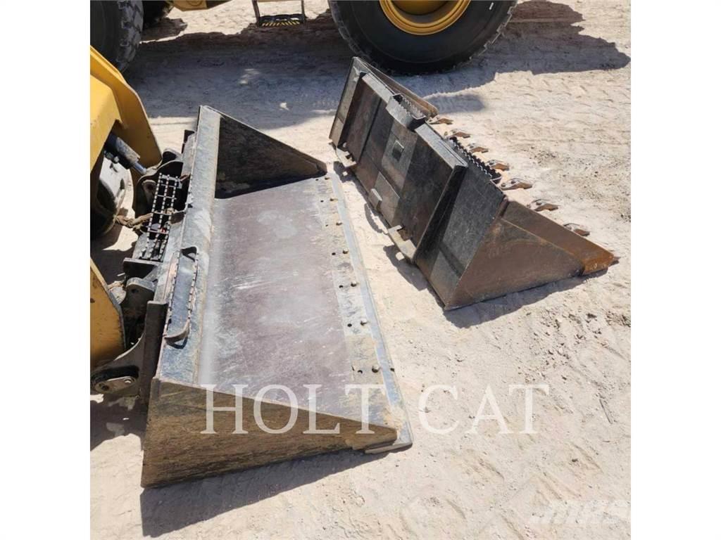 CAT 259D CAB Mini Pale Gommate