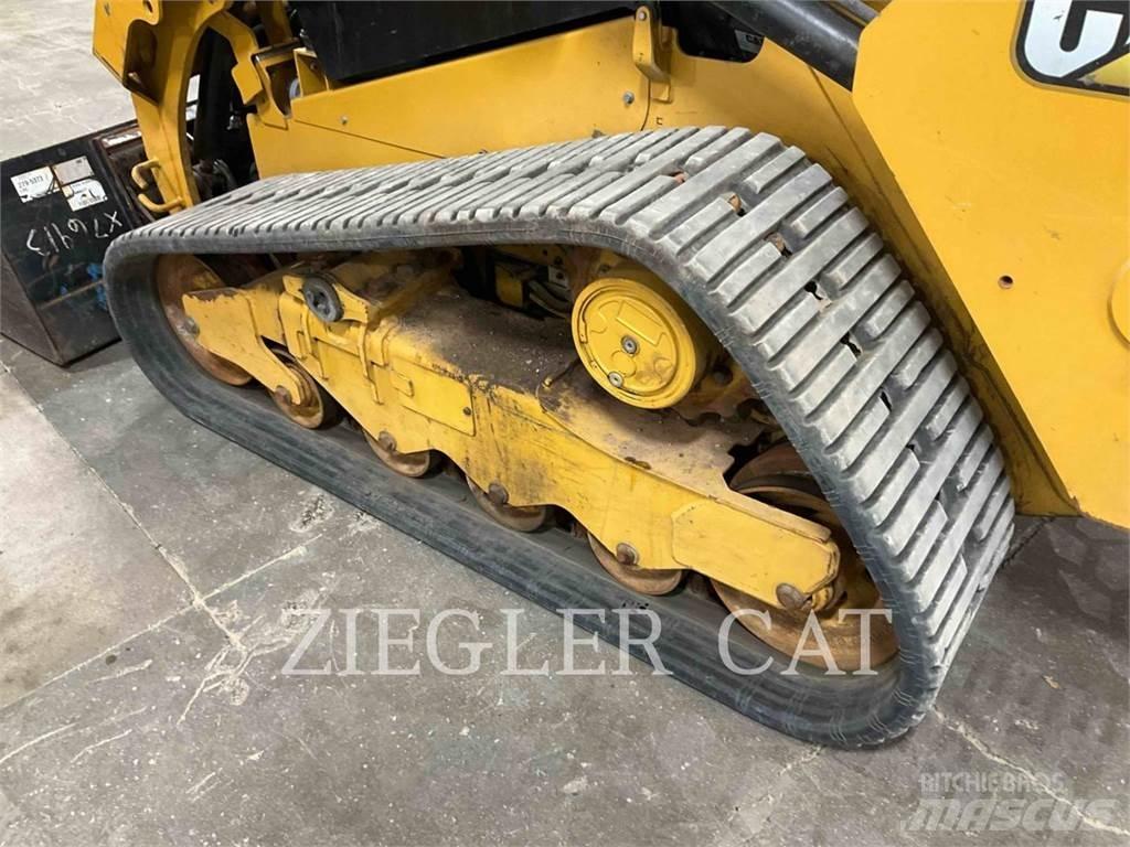 CAT 259D3 Pale cingolate