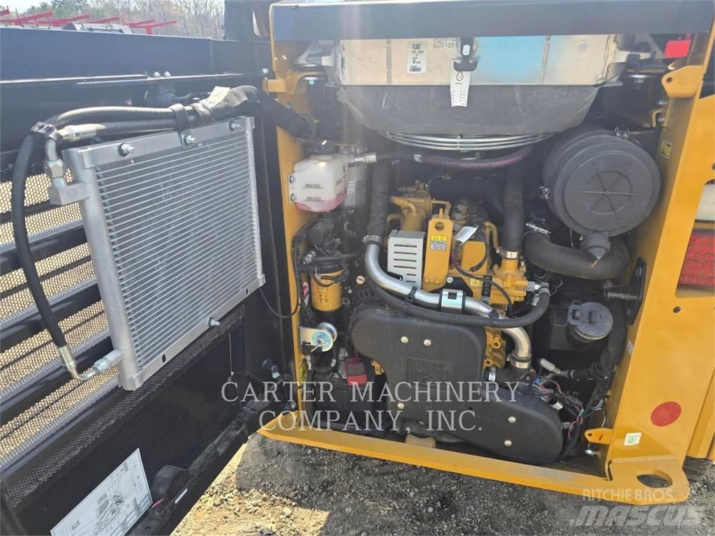 CAT 259D3 Mini Pale Gommate