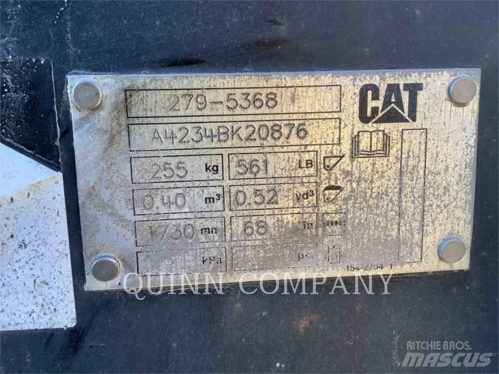 CAT 259D3 Mini Pale Gommate