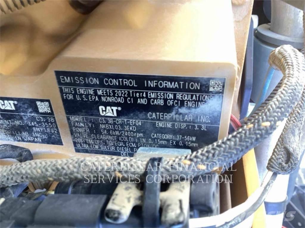 CAT 259D3 Pale cingolate