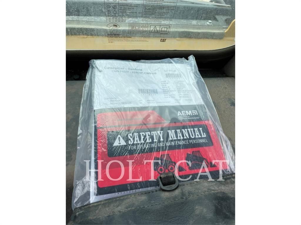 CAT 259D3 Pale cingolate