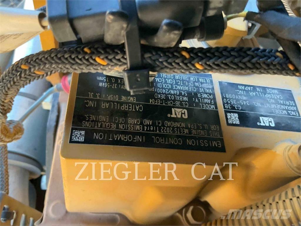 CAT 259D3 Pale cingolate