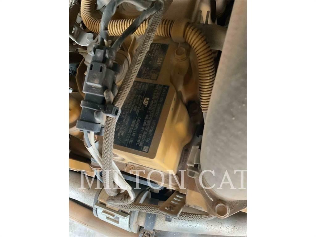 CAT 259D3 Pale cingolate