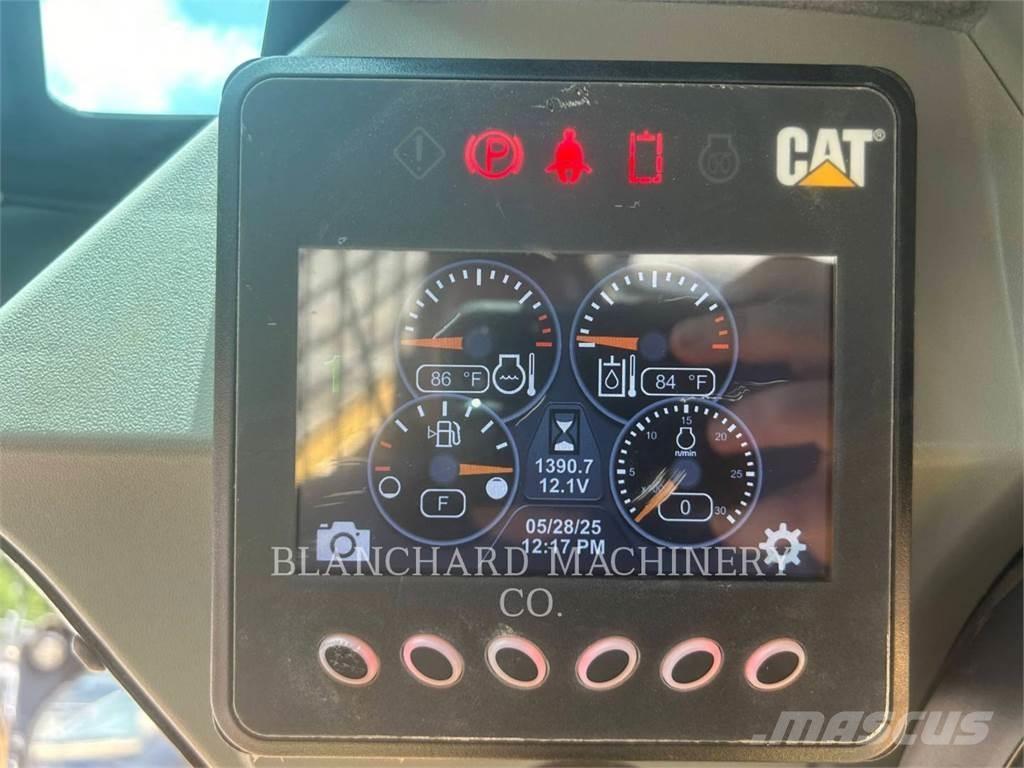 CAT 259D3 Pale cingolate